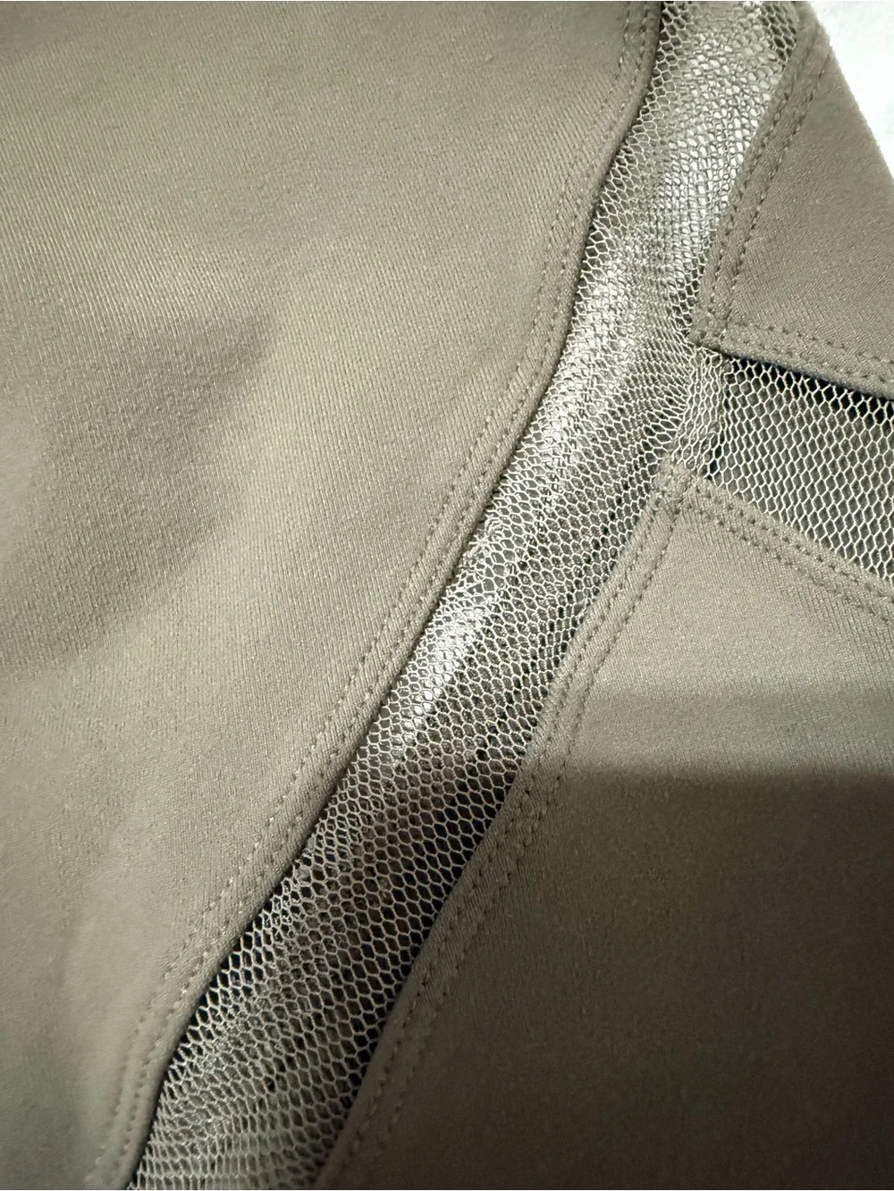 ALO Yoga Olive Green Performance Leggings with Mesh Panels